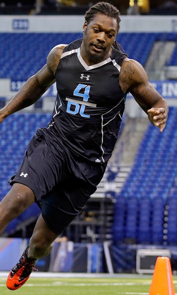 Clowney's 40 time puts even more pressure on Falcons